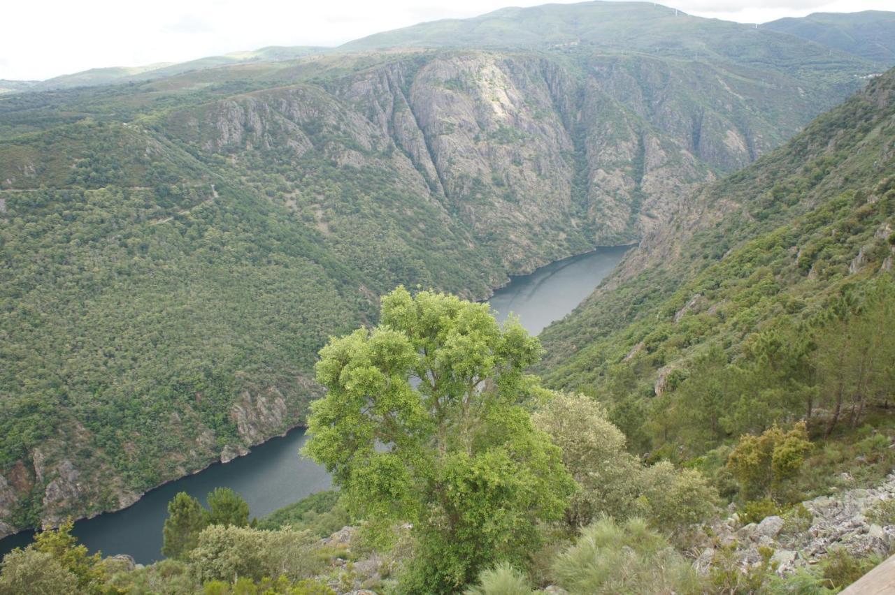 Апартаменты A Forxa Casa Ferrador Ribeira Sacra Собер Экстерьер фото